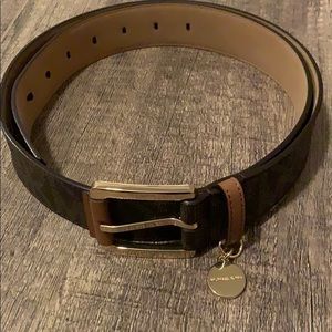 Michael Kors Signature MK Belt